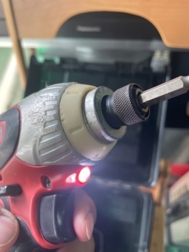 マキタ　インパクトドライバー　14.4v