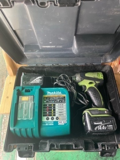 マキタ　インパクトドライバー　緑