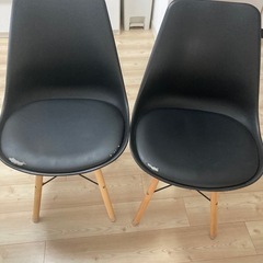 黒いコストコチェア