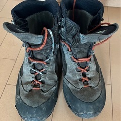 登山靴の画像