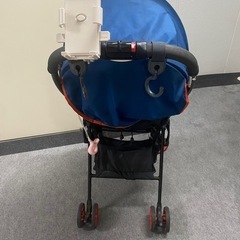 Aprica✨超軽量✨片手ワンタッチ折りたたみ✨B型ベビーカー✨の画像