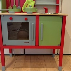 ジャノー木製ビストロキッチンの画像