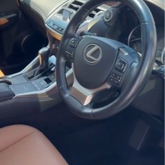 NX200t  レアな茶革です。検R8.8の画像
