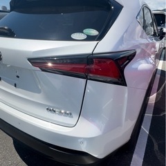 NX200t  レアな茶革です。検R8.8の画像