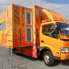 ★矢野特殊自動車製作の拡幅式移動理美容車です！  
