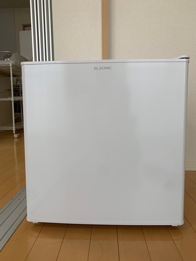 【本日、明日お譲りします‼️】ミニ冷蔵庫