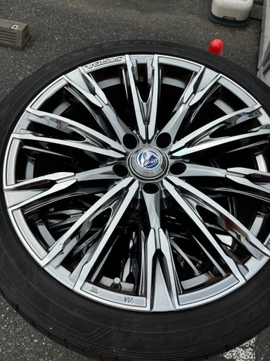 タイヤ　ホイール　19インチ