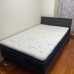 ニトリ　セミダブルベッド　フレームのみの画像