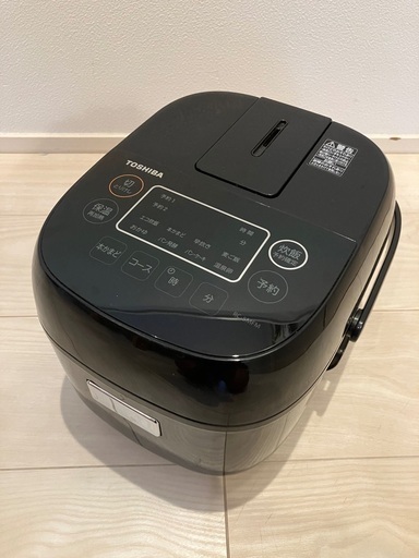 【値下げ！】東芝ジャー炊飯器 RC-5MFM 黒 2019年製