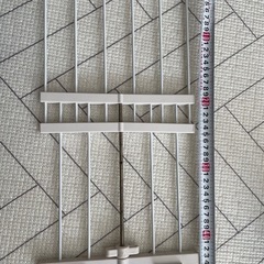 突っ張り式伸縮収納棚/突っ張り棒の画像
