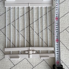 突っ張り式伸縮収納棚/突っ張り棒の画像