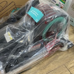 ダイレクトテレショップ Cubii キュービー　サイクリングマシン　新品未使用品！定価34,000円！エクササイズ　自宅ダイエット　運動　の画像