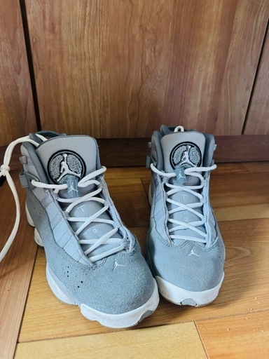 スニーカー nike jordan