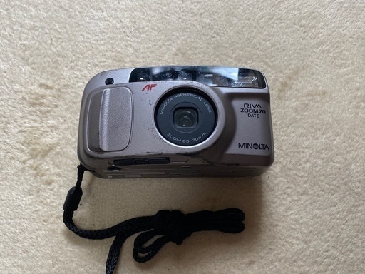 MINOLTAのRIVIA ZOOM70