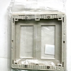  パナソニック モダンプレートWN6006Wの画像