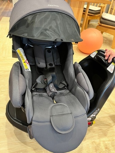 超美品⭐︎アップリカ　チャイルドシート
