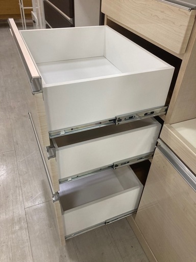取りに来れる方限定！４段引き出し付きのキッチンカウンターです！