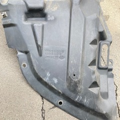 R34スカイラインアンダーパネル左の画像