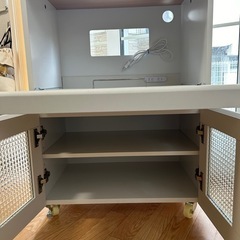 食器棚 引き取り限定の画像