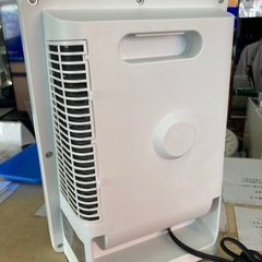 【SALE】TEKNOS TSI-M2200 [人感センサー付きセラミックヒーター ホワイト]  リサイクルショップ宮崎屋 住吉店 25.9.12の画像
