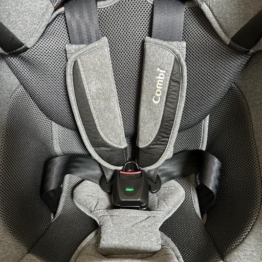 【美品】コンビ チャイルドシート ISOFIX クルムーヴ　 