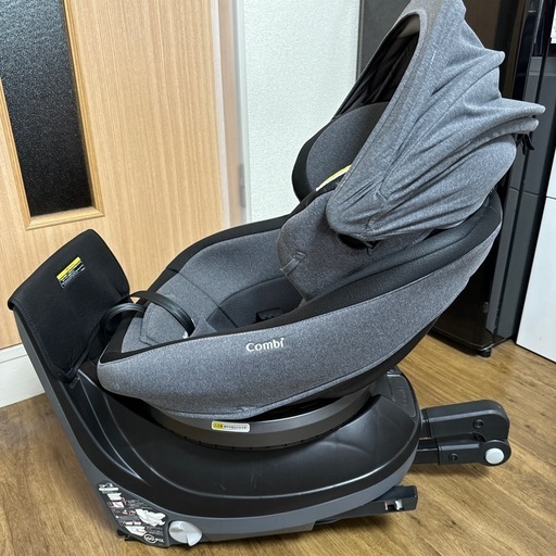 【美品】コンビ チャイルドシート ISOFIX クルムーヴ　 