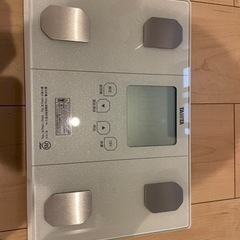【引き渡し先決定】タニタ体重計の画像