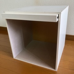★ﾃﾞｨｽﾌﾟﾚｲ キューブBOX（白）の画像