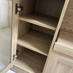 キッチン収納　レンジ台　食器棚の画像