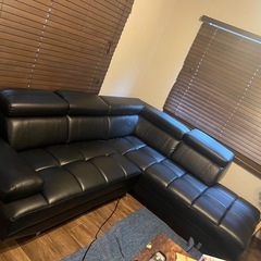 L字型ソファーの画像