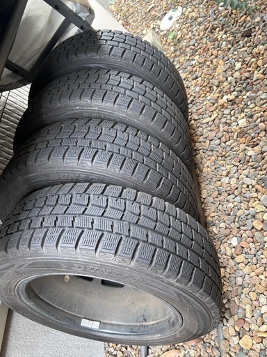 スタッドレスタイヤ　中古