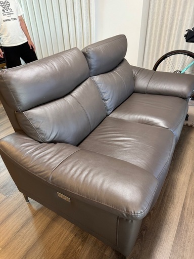 ニトリ2名掛けソファ　電動リクライニング