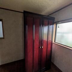 状態の良い衣装棚（190/100/55)