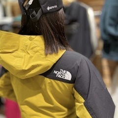 新品　完売カラー　THE NORTH FACEマウンテンライトジャケット Mの画像