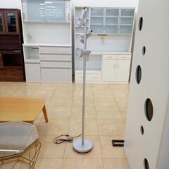 ★ジモティ割あり★  スタンドライト シルバー W25×D25×...