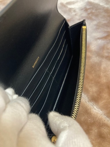 貴重美品箱付きBURBERRYバーバリー 小銭入れ有レディースレザーふた型長財布