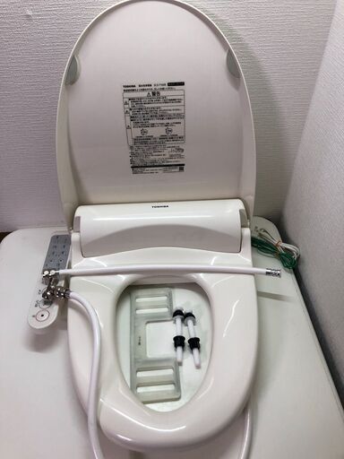 【糸島市内 送料無料】　2023年製 TOSHBA 温水洗浄便座 STS-T160 東芝 0831-2