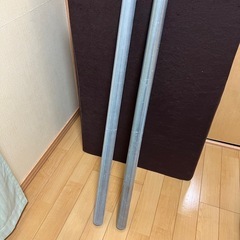 鉄パイプ2本　建築資材　建設