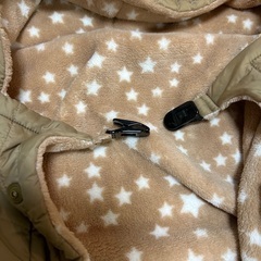 抱っこ紐用ケープ　ミキハウスの画像