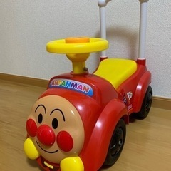 コンビカー　アンパンマンカー　乗用玩具