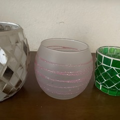 インテリア雑貨・置物・小物・ガラス細工・ガラス容器・3個の画像