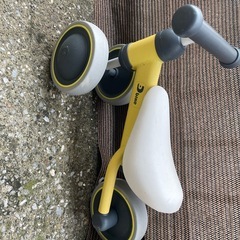 子供用三輪車
