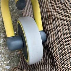 子供用三輪車の画像