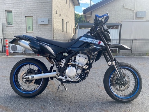 値下げ交渉あり！カスタム総額10万円以上！dトラッカーx