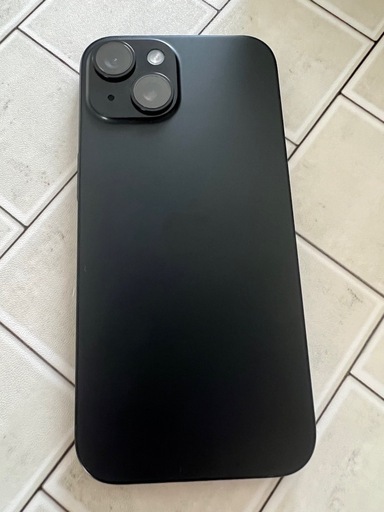iPhone 15 125gb simフリー