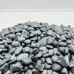 【‼️DIYに‼️】🌟黒玉石🌟玉砂利🌟９kgの画像