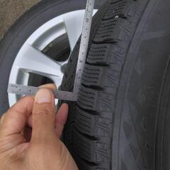 （取引中）スタッドレスタイヤの画像