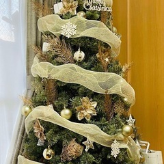 クリスマスツリー、デコレーション付き