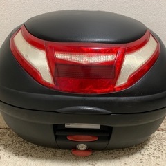 givi リアボックス トップケース
