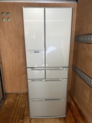 HITACHI 冷蔵庫 R-C5700 565L 2013年製